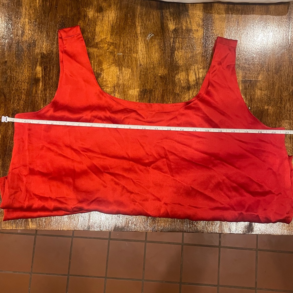 Vintage DKNY 100% Silk Tank - Picture 5 of 8